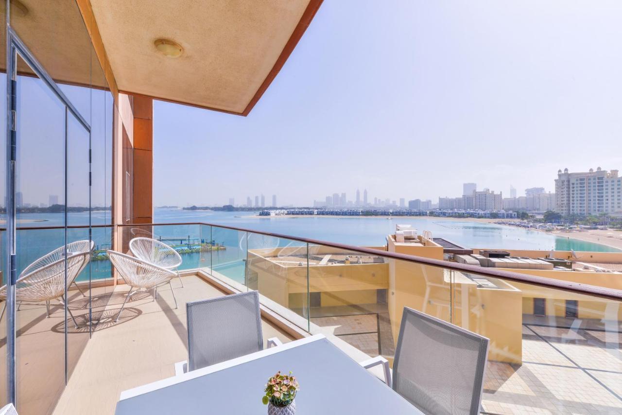 Tiara - Luxury Palm Jumeirah - Private Beach And Pool! Apartamento Dubai Exterior foto