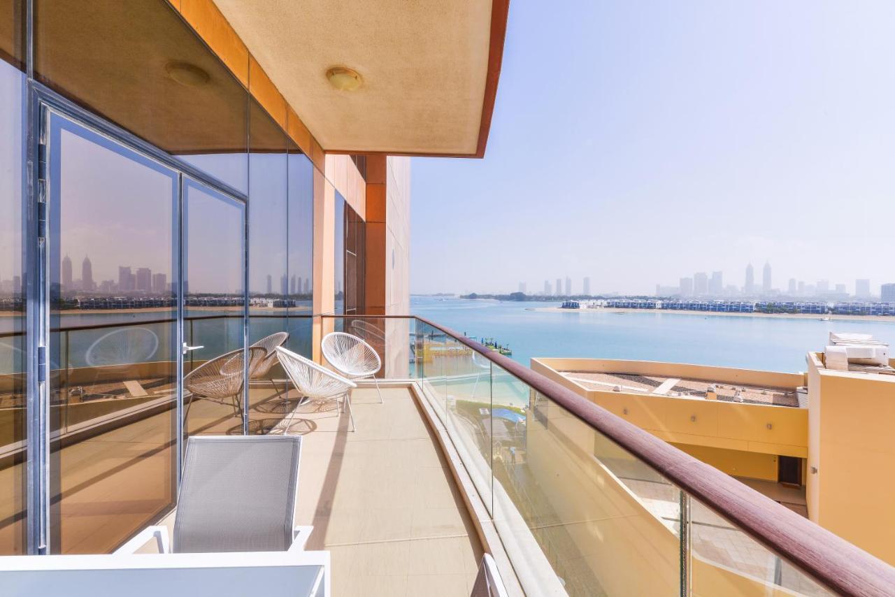 Tiara - Luxury Palm Jumeirah - Private Beach And Pool! Apartamento Dubai Exterior foto